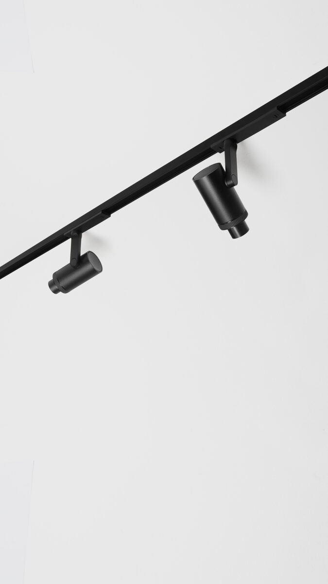 Plus Micro 24V track by Arkoslight