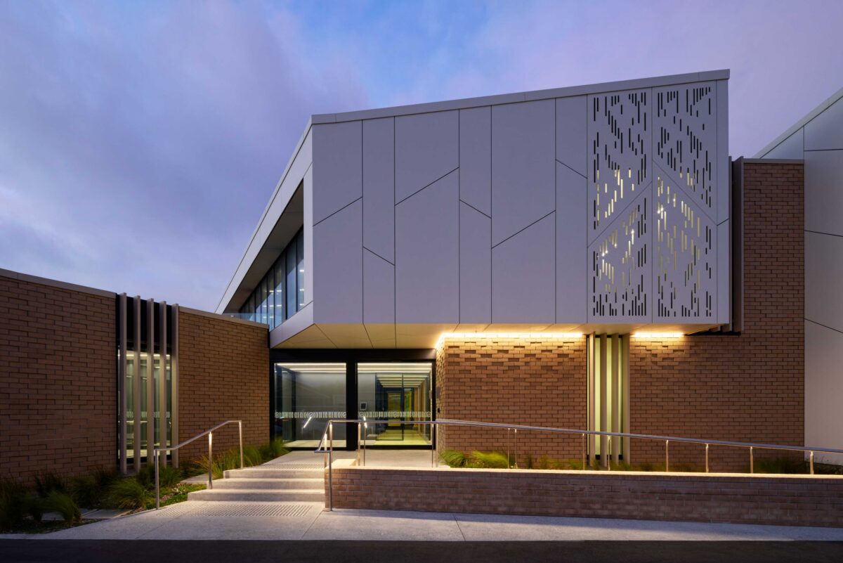 Wellington Airport Fire Station features a range of luminaires from Moth Light, including the Richie Rail 20 illuminated handrail.